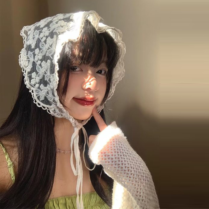 สีขาวทอดอกไม้ลูกไม้ผ้าพันคอผม  - Photography Triangle บทวิจารณ์และราคา